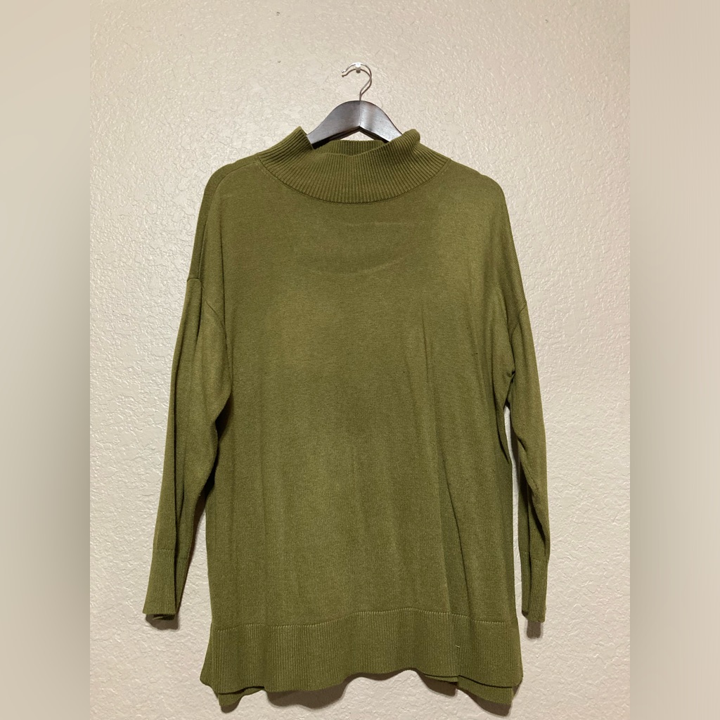 Loft Long Sleeve Turtleneck